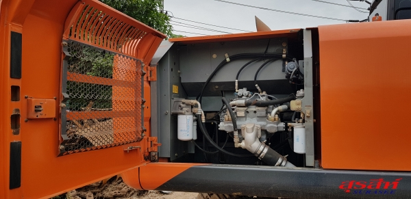 ขายรถแบคโฮ HITACHI ZX200-5G ใช้งาน 9 พันชั่วโมง กล้องหลัง สภาพเทพบุตร