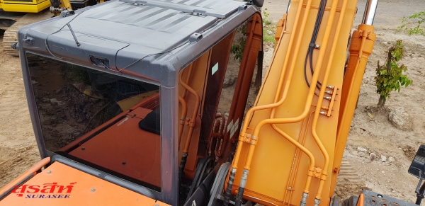 ขายรถแบคโฮ HITACHI ZX200-5G ใช้งาน 9 พันชั่วโมง กล้องหลัง สภาพเทพบุตร