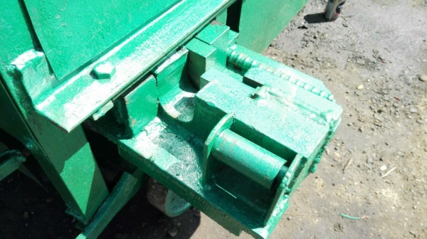 เครื่องตัดและดัดเหล็กเส้น2in1_BERGIN ตัดและดัดเหล็ก 28 mm