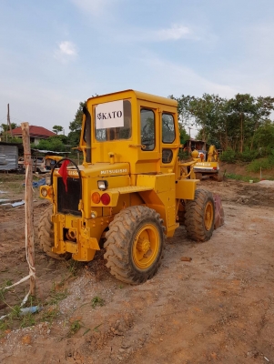 ขายรถตัก Mitsubishi สนใจติดต่อ 093-6694256 ขายรถตัก Mitsubishi สนใจติดต่อ 093-6694256