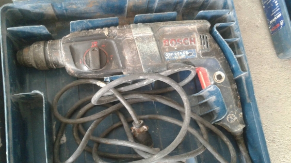 เครื่องเจียรไฟฟ้า Bosch,สว่าน Bosch