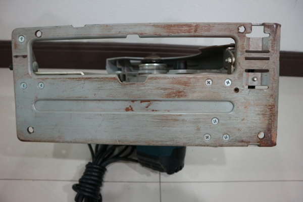 เลื่อยวงเดือน 9 นิ้ว BOSCH ของแท้ รุ่น GKS 235 สภาพใหม่ เลื่อยวงเดือน 9 นิ้ว BOSCH ของแท้ รุ่น GKS 235 สภาพใหม่