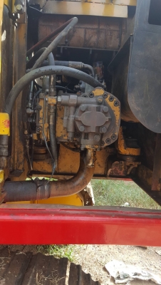 ขายPC200-5 คอนโทลสั้นตัวเดีนจีบเครื่องปั้มดีช่วงล่างเต็ม พร้อมใช้งานเอกสาร ใบซื้อขาย ไฟฟ้าครบราคา690000บาท ติดต่อคุณอ๊อฟ พิจิตร 086-737-9991