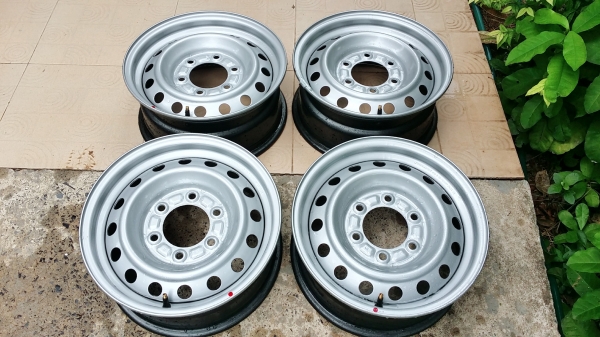 กระทะอีซูซุถอดป้ายแดงขอบ15 6รู139.7 ชุด 4วง