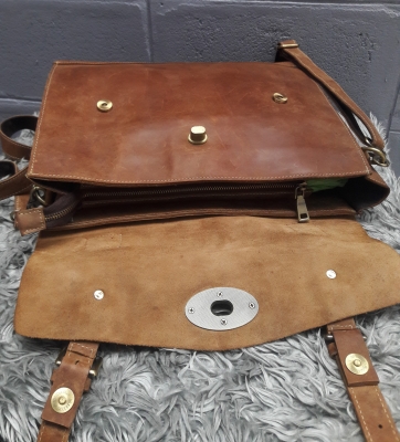 หนังแท้ หิ้ว สะพายข้าง สะพายหลัง