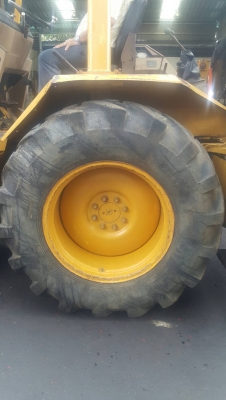 รถตักหน้าขุดหลัง CAT 428 series II สภาพดีมาก พร้อมใช้งาน