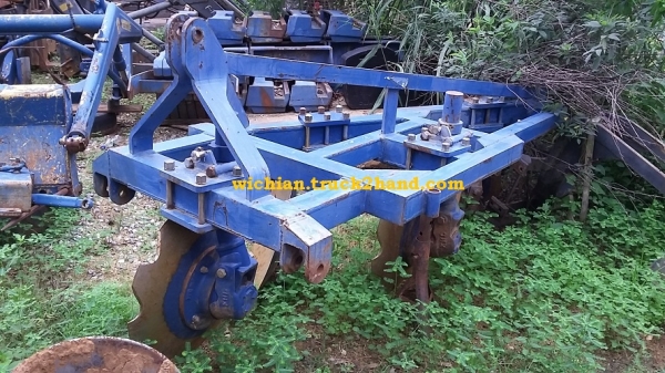 ขายแล้วขอบคุณ เฮียตู่ บ้านโป่งมากครับ หางไถสับกลบใบอ้อย ไคเฮงหลีจักรกล แบบ4ขา จานไถจานจักรเต็มใบพร้อมใช้งาน