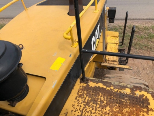 ขายรถตักล้อยาง CAT 980G รถนอกนำเข้าเองจากญี่ปุ่น สภาพสวยพร้อมใช้ มีVDOการทำงานครับ ขายรถตักล้อยาง CAT 980G รถนอกนำเข้าเองจากญี่ปุ่น สภาพสวยพร้อมใช้ มีVDOการทำงานครับ