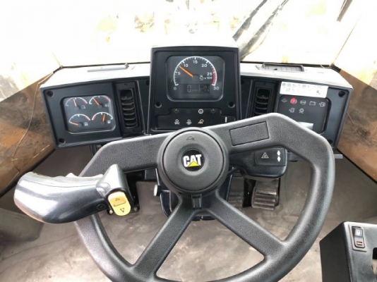 ขายรถตักล้อยาง CAT 980G รถนอกนำเข้าเองจากญี่ปุ่น สภาพสวยพร้อมใช้ มีVDOการทำงานครับ ขายรถตักล้อยาง CAT 980G รถนอกนำเข้าเองจากญี่ปุ่น สภาพสวยพร้อมใช้ มีVDOการทำงานครับ