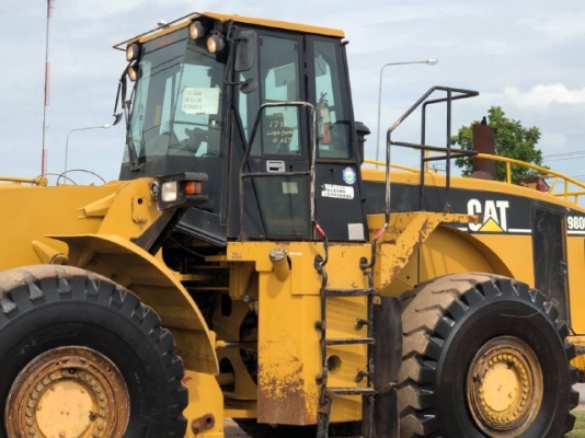 ขายรถตักล้อยาง CAT 980G รถนอกนำเข้าเองจากญี่ปุ่น สภาพสวยพร้อมใช้ มีVDOการทำงานครับ ขายรถตักล้อยาง CAT 980G รถนอกนำเข้าเองจากญี่ปุ่น สภาพสวยพร้อมใช้ มีVDOการทำงานครับ