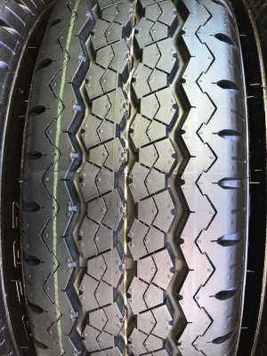 ยางป้ายแดง 215-70-15 Bridgestone ปี 18