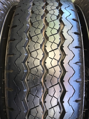 ยางป้ายแดง Bridgestone 215-70-15