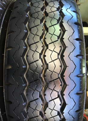 ยางป้ายแดง Bridgestone 215-70-15