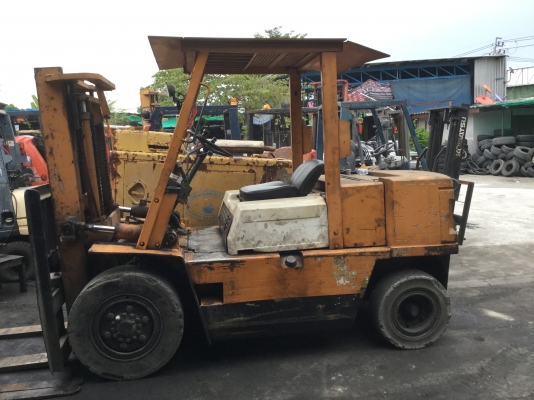 อาร์ ซี เอช โฟรคลิฟท์ ขาย โคมะสุ 3.5 ตัน ดีเซล