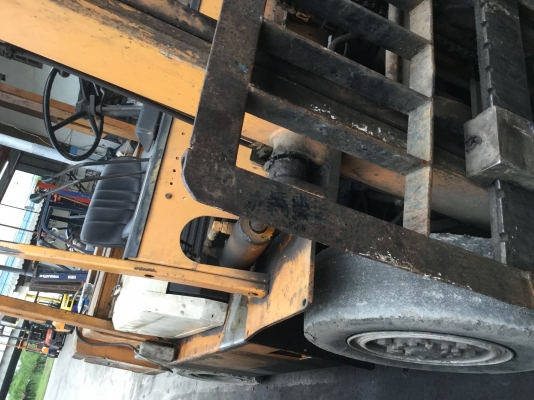 อาร์ ซี เอช โฟรคลิฟท์ ขาย โคมะสุ 3.5 ตัน ดีเซล