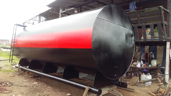 ขาย ถังน้ำ ถังน้ำมัน มือสอง 20000ลิตร มีห้องกั้น 3 ห้องค่ะ สวย พร้อมใช้ค่ะ ขาย ถังน้ำ ถังน้ำมัน มือสอง 20000ลิตร มีห้องกั้น 3 ห้องค่ะ สวย พร้อมใช้ค่ะ