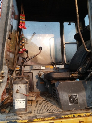 ขายรถแบ็คโค PC150-3 โคมัสสุ บูมสวยช่วงล่างดี ทำงานประจำ เครื่องเดิมปั๊มแห้ง