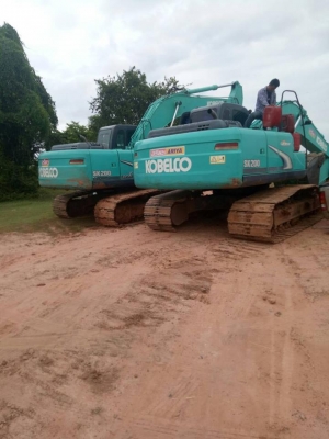 ขายรถขุดแบ็คโค โกเบลโก้SK200-8 ซุปเปอร์ ทำงาน15xxx เครื่องเดิม เอกสารเล่มทะเบียน