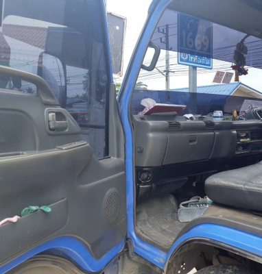 หกล้อ อิซูชุ NPR130โบว์ กะบะค็อกสูง ยาว5ม.แอร์ พ.เวอร์ ยาง 8.25เรเดียล รถสวยสภาพดีหัวบางเดิมพายในครบ "เจ้าของรถขับใช้งานเอง"รถพร้อมใช้สุดๆ ทะเบียนพร้อมโอน หกล้อ อิซูชุ NPR130โบว์ กะบะค็อกสูง ยาว5ม.แอร์ พ.เวอร์ ยาง 8.25เรเดียล รถสวยสภาพดีหัวบางเดิมพายในครบ "เจ้าของรถขับใช้งานเอง"รถพร้อมใช้สุดๆ ทะเบียนพร้อมโอน