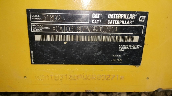ขายรถแบคโฮ CAT 318D2 ไมล์ 3700 ชม.ราคา 1950000