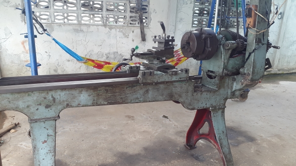 เครื่องกลึง 6 ฟุต เพลาเดียว ไฟบ้าน เดินฟิตออโต้ ด่วนๆๆๆ 30,000 เครื่องกลึง 6 ฟุต เพลาเดียว ไฟบ้าน เดินฟิตออโต้ ด่วนๆๆๆ 30,000