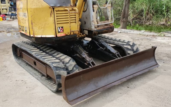 ขายด่วนรถแบคโฮCATแคล70SRเคื่อง4สูบ4D32ดีปั้มนี้วดีคอลโทลน้ำมันเทียบเท่าPC70คันเร่งออโต้รถนอกเพิ่งเข้ามาใหม่สถาพดีพร้อมใช้ยังไม่เคยใช้งานในไทยเลย