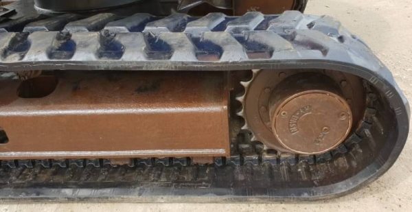 ขายด่วนรถแบคโฮCATแคล70SRเคื่อง4สูบ4D32ดีปั้มนี้วดีคอลโทลน้ำมันเทียบเท่าPC70คันเร่งออโต้รถนอกเพิ่งเข้ามาใหม่สถาพดีพร้อมใช้ยังไม่เคยใช้งานในไทยเลย