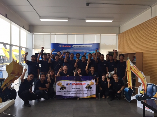 รับฝึกอบรมพนักงานขับและดูแลเครื่องจักรกลหนัก