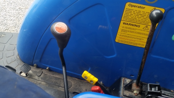 ขายรถไถ NEWHOLLAND   TT 4.75   4WD