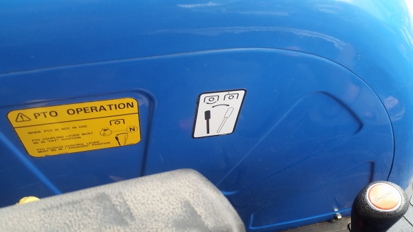 ขายรถไถ NEWHOLLAND   TT 4.75   4WD