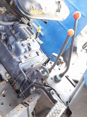 ขายรถไถฟอร์ด  FORD  NEWHOLLAND  6610S 4WD