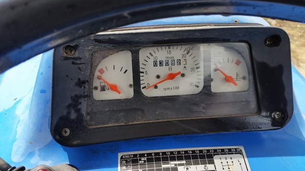 ขายรถไถฟอร์ด  FORD  NEWHOLLAND  6610S 4WD