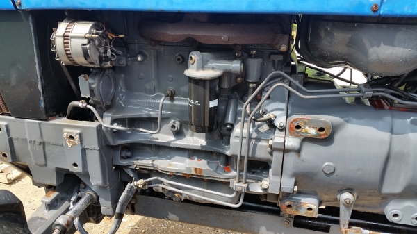 ขายรถไถฟอร์ด  FORD  NEWHOLLAND  6610S 4WD