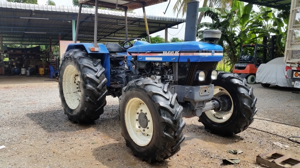 ขายรถไถฟอร์ด  FORD  NEWHOLLAND  6610S 4WD