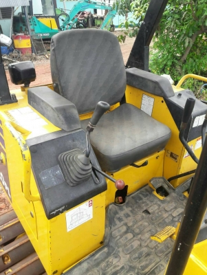 ขายจ้า..KOMATSU D20PL-7E  มาใหม่..เก่านอกแท้..แทรคใหญ่..70...ชั่วโมงน้อย..พร้อมใช้..โทร 089-3818694  จ๊อย..