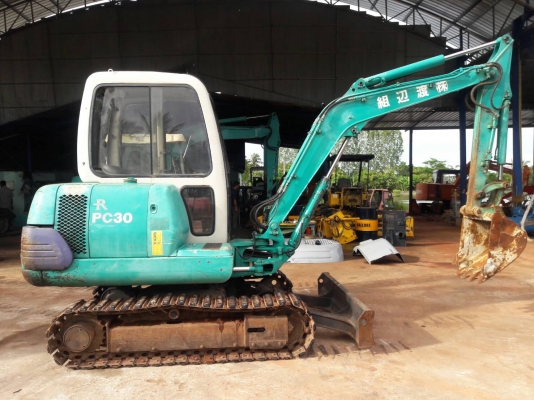 ขายจ้า..KOMATSU PC30-7  เก่านอกแท้...เดิมๆๆ..เครื่องปั๊มดี  มีลายแย๊ก .พร้อมใช้..โทร  089-3818694  จ๊อย..