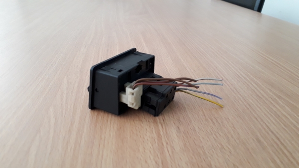 สวิทช์ไฟตัดหมอก BMW E28