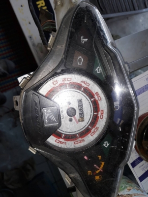 เรือนไมด์ click10I