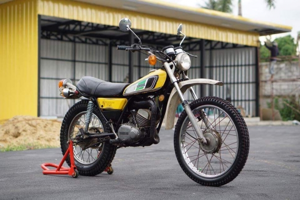 ร้าน วุฒิ นนบุรี ขาย YAMAHA DT125C 1978 รถสวยสีเดิมดรงงานทะเบียนโอน
