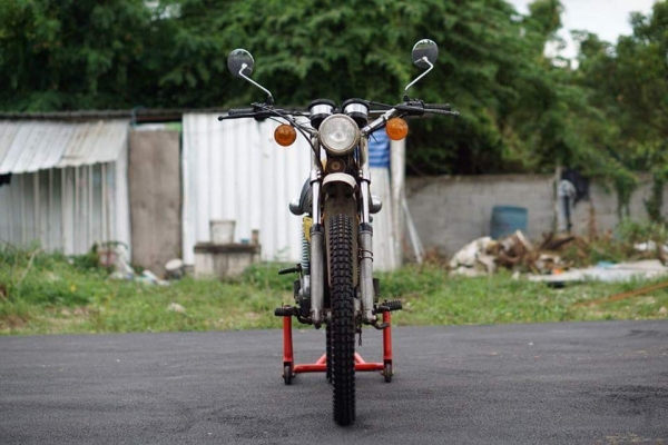 ร้าน วุฒิ นนบุรี ขาย YAMAHA DT125C 1978 รถสวยสีเดิมดรงงานทะเบียนโอน