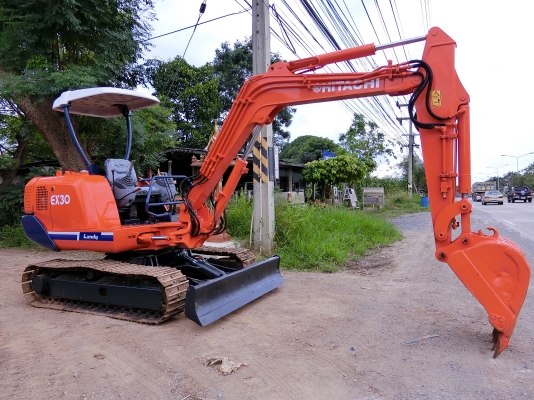 HITACHI EX-30 ขนาดPC-30 <มีVDOให้ชม>รถเก่านอกมีเอกสารอินวอย☎️ติดต่อ085-5632278 <ราคาต่อรองได้>
