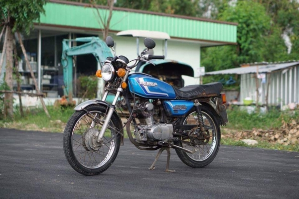 ร้าน วุฒิ นนบุรี ขาย HONDA GL100 เดิมๆเครื่องดี ทะเบียนโอน