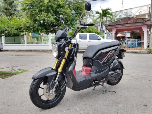 Zoomer x รุ่น Top สีดำ รถบ้านแท้ มือเดียว มีเล่มชุดโอนครบ