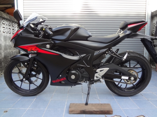 GSX R 2018 วิ่ง200โล สภาพรถใหม่ป้ายแดง เอกสารพร้อมโอน