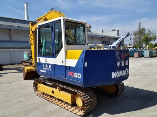 รถขุด 6 ตัน KOMATSU PC60-6 มือสองญี่ปุ่น