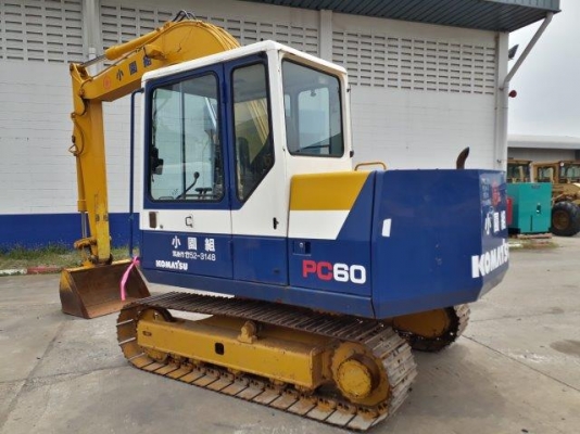 รถขุด 6 ตัน KOMATSU PC60-6 มือสองญี่ปุ่น
