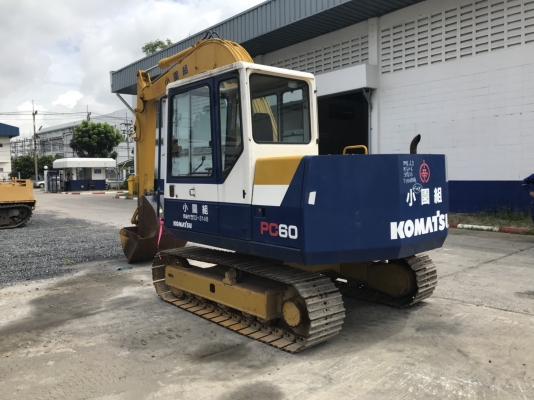 รถขุด 6 ตัน KOMATSU PC60-6 มือสองญี่ปุ่น