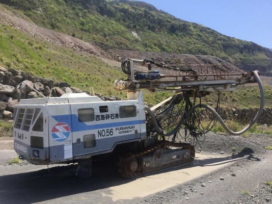 รถเจาะหิน FURUKAWA HCR900-R มือสองญี่ปุ่น รถเจาะหิน FURUKAWA HCR900-R มือสองญี่ปุ่น