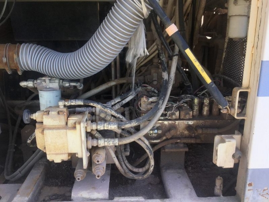 รถเจาะหิน FURUKAWA HCR900-R มือสองญี่ปุ่น รถเจาะหิน FURUKAWA HCR900-R มือสองญี่ปุ่น