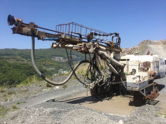 รถเจาะหิน FURUKAWA HCR900-R มือสองญี่ปุ่น รถเจาะหิน FURUKAWA HCR900-R มือสองญี่ปุ่น